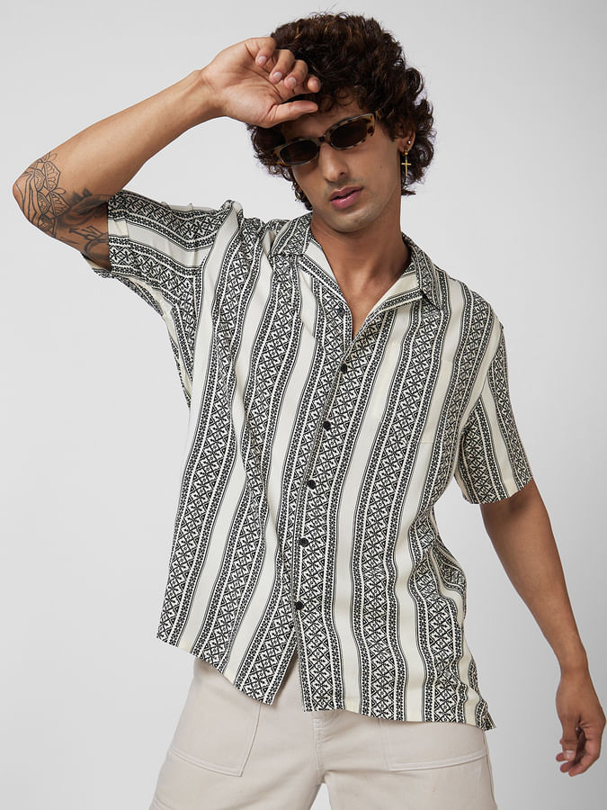Motif Printed Resort Collar Oversized Shirt