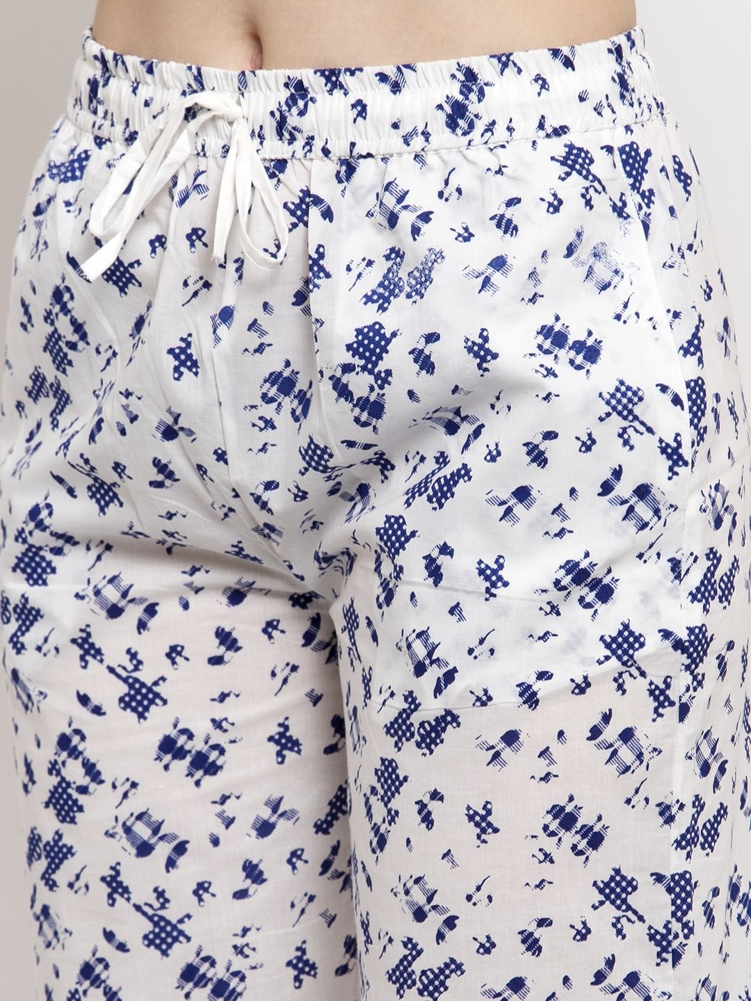 Secret Wish Women's White-Blue Cotton Printed Nightsuit 