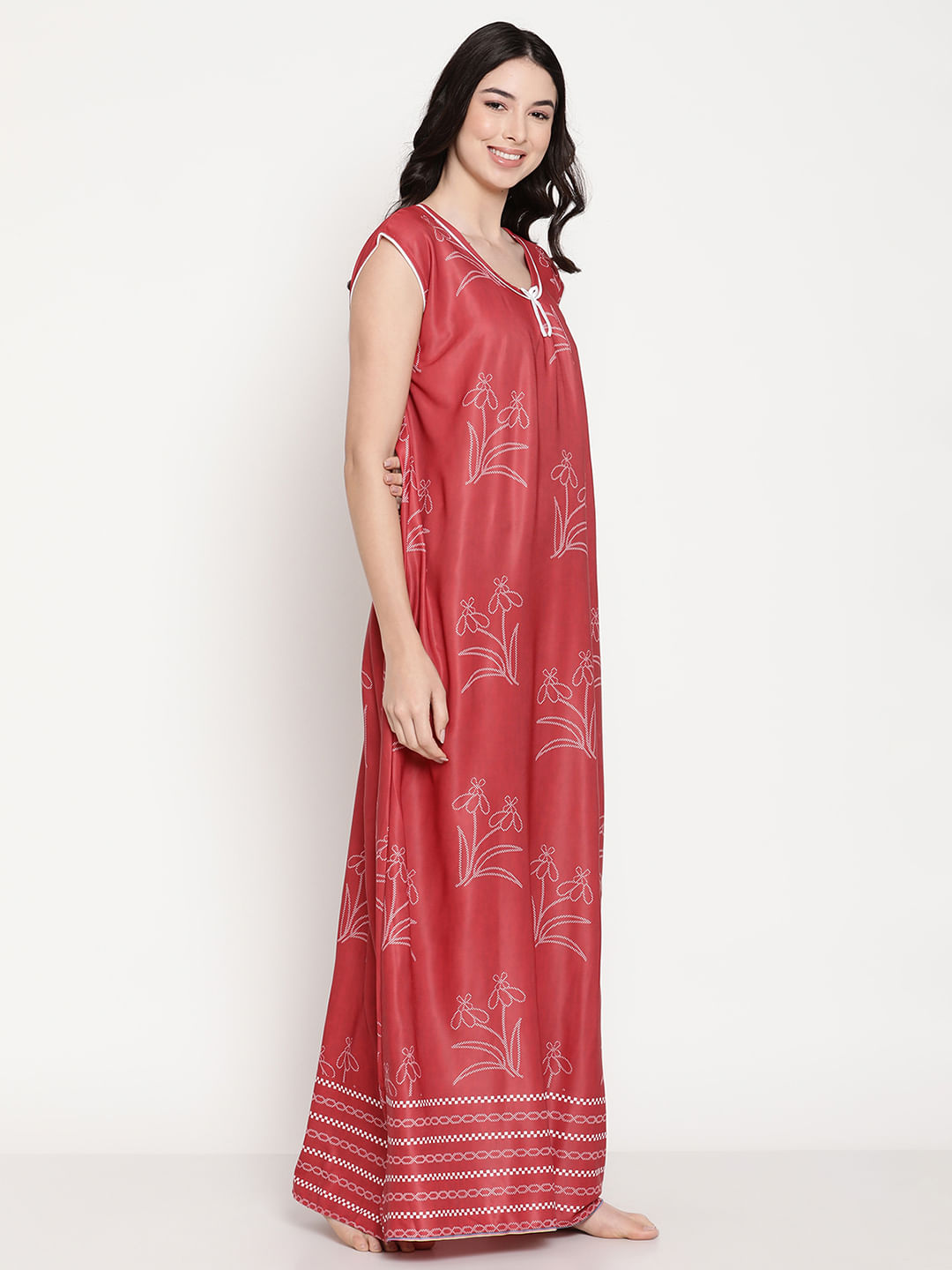 Secret Wish Women's Red Sarina Fabric Sleevless Nighty