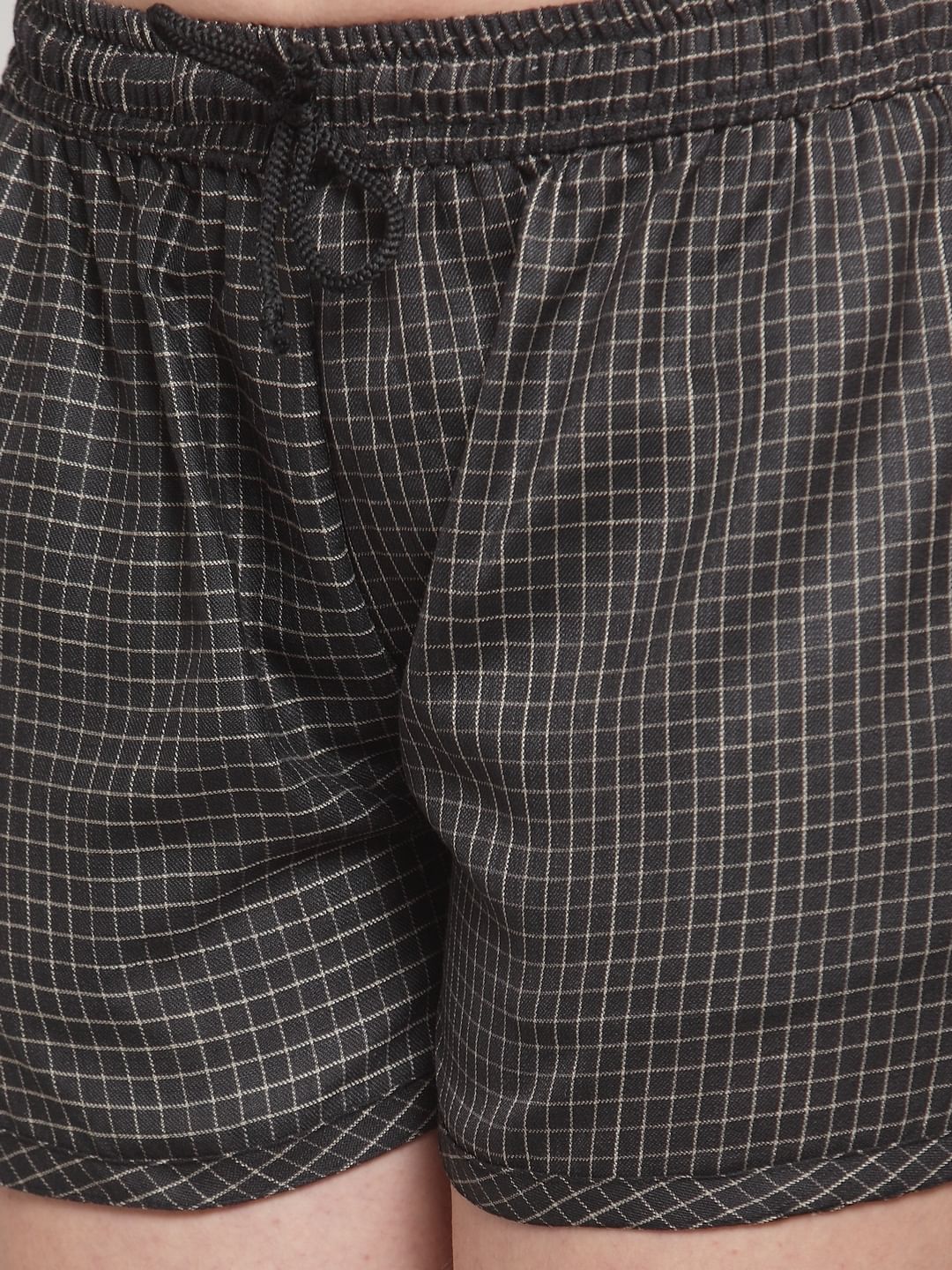 cotton black small checkered shorts